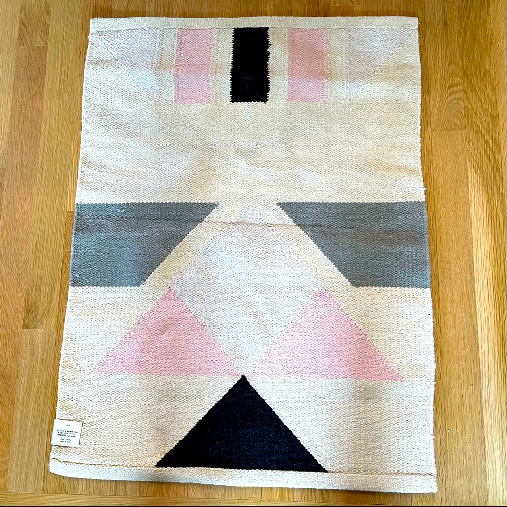 Quiet Town Luxe Bath Mat